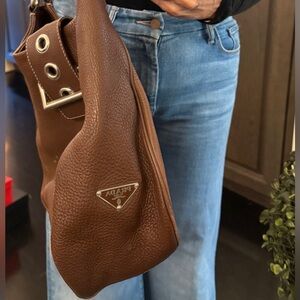 Auth •PRADA hobo 100% Leather Shoulder Purse brown authentic vintage silver